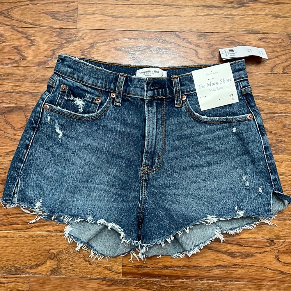 Abercrombie & Fitch - Mom Short High Rise - 27 CURVE LOVE